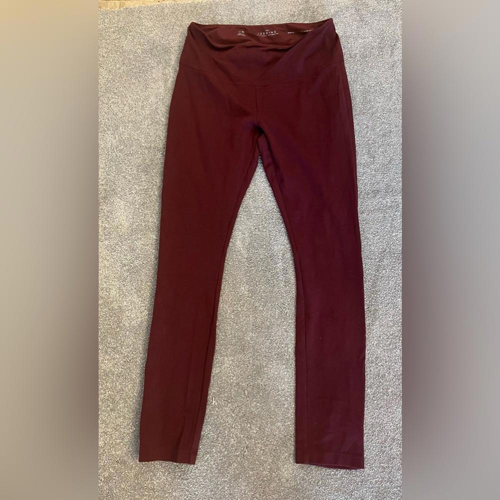 White‎ House black market instantly slimming legging